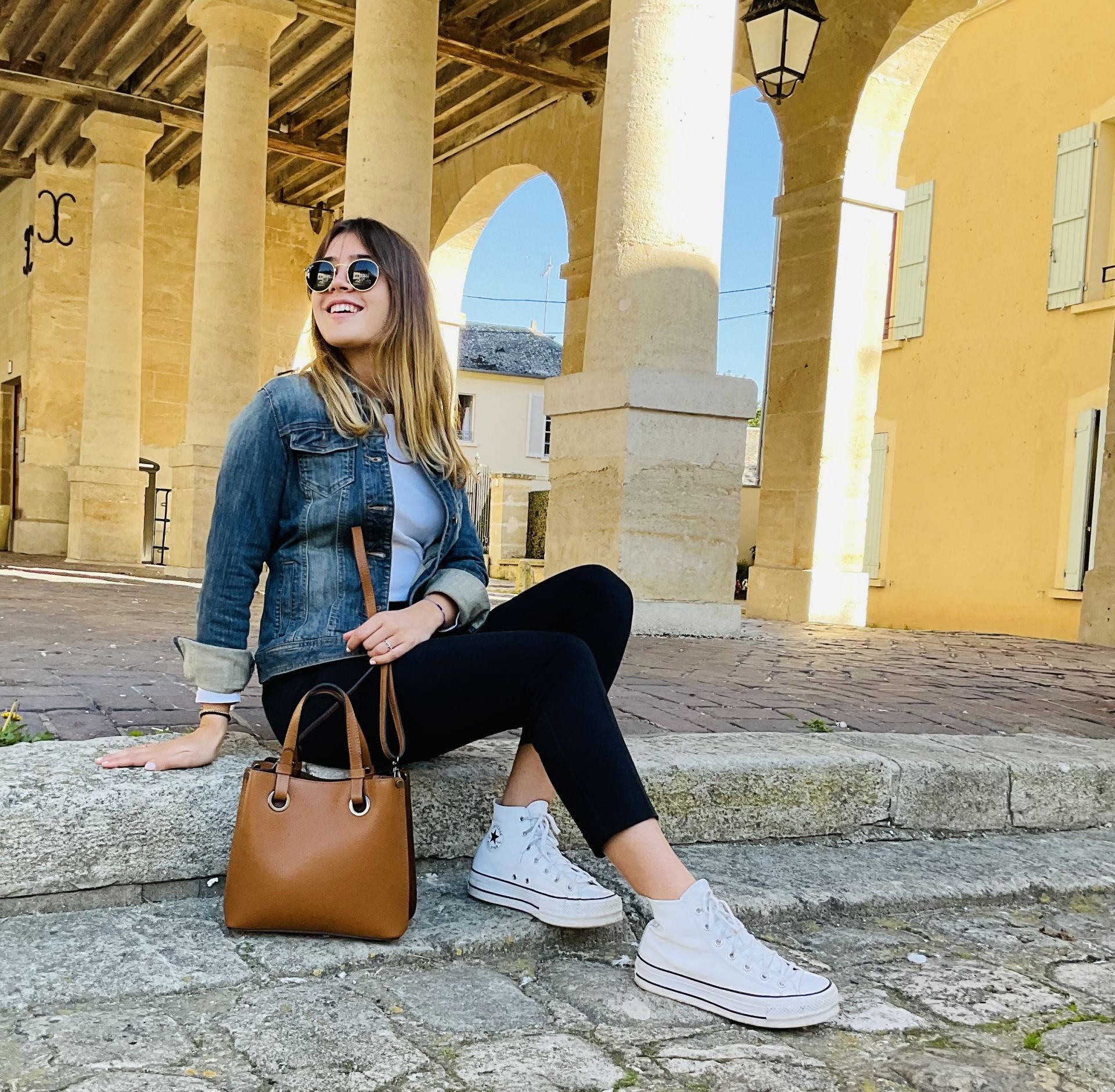 Sac à main en cuir grainé italien GENÈVE Camel