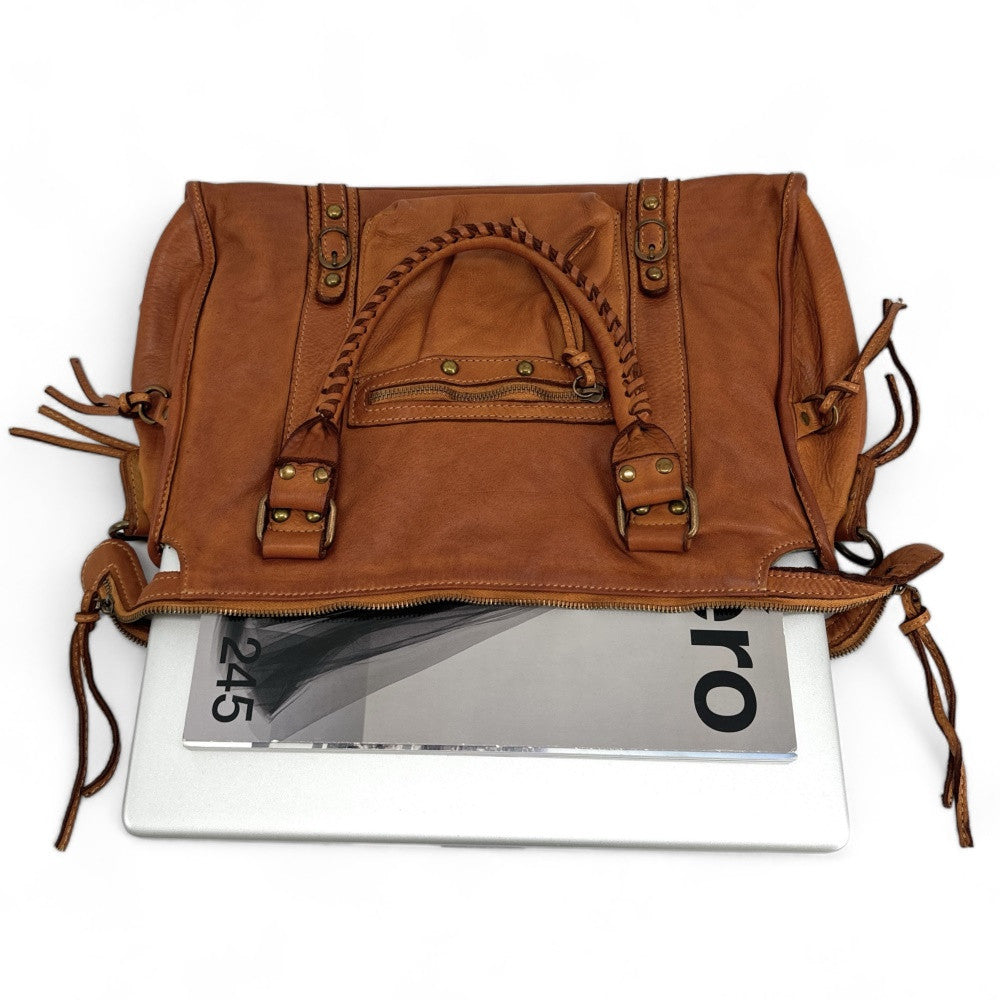 Sac à main en cuir vintage MISS STORM Camel clair