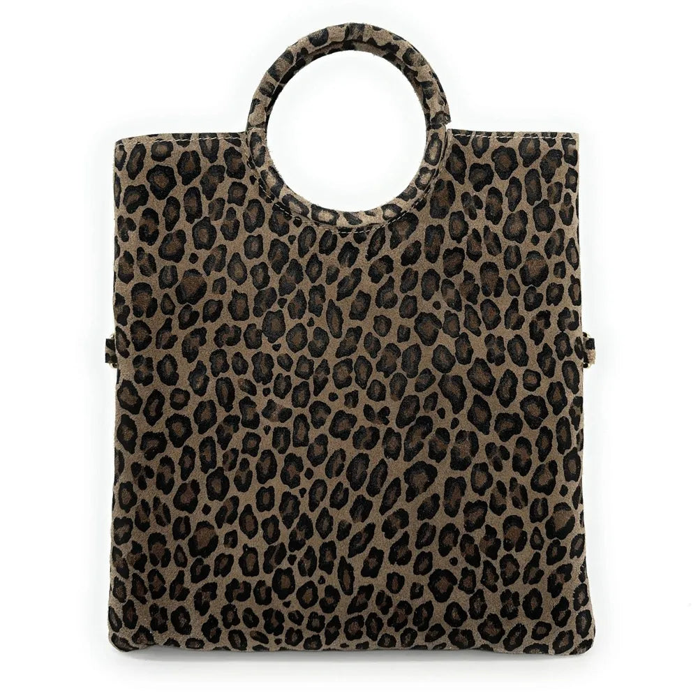 Sac pochette en croûte de cuir CHARLOTTE ET LEO Léopard taupe foncé