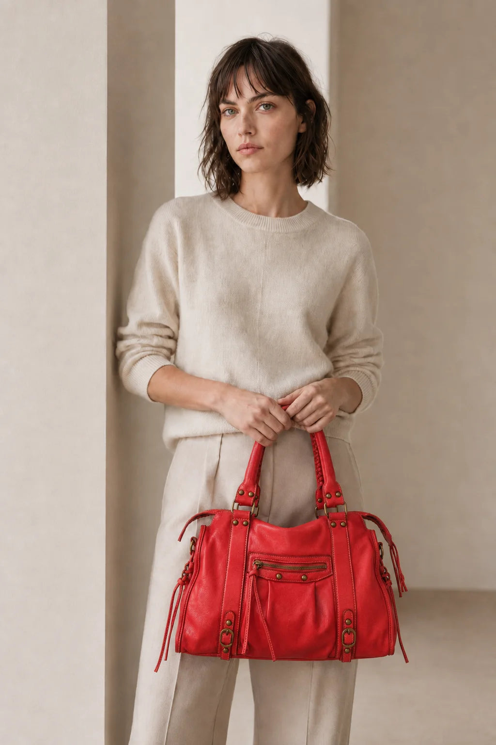 Sac à main en cuir vintage MISS STORM Rouge fraise