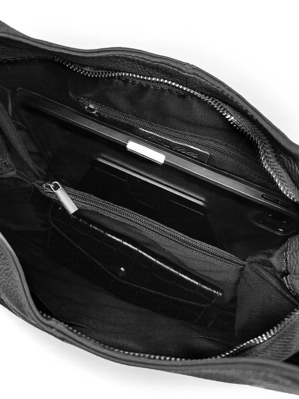 Schultertasche aus genarbtem Leder BOSTON Schwarz