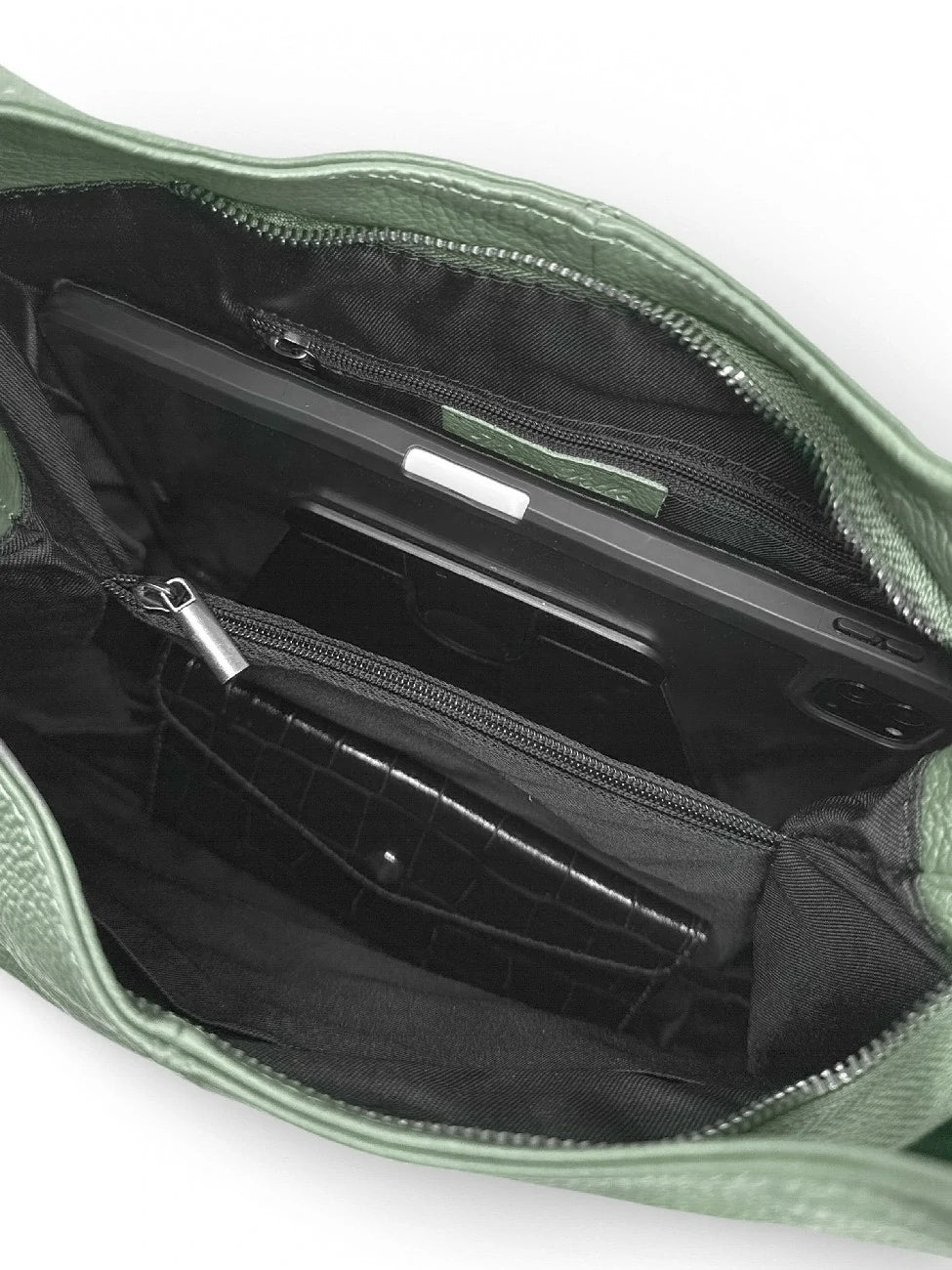 Schultertasche aus genarbtem Leder BOSTON Mandelgrün