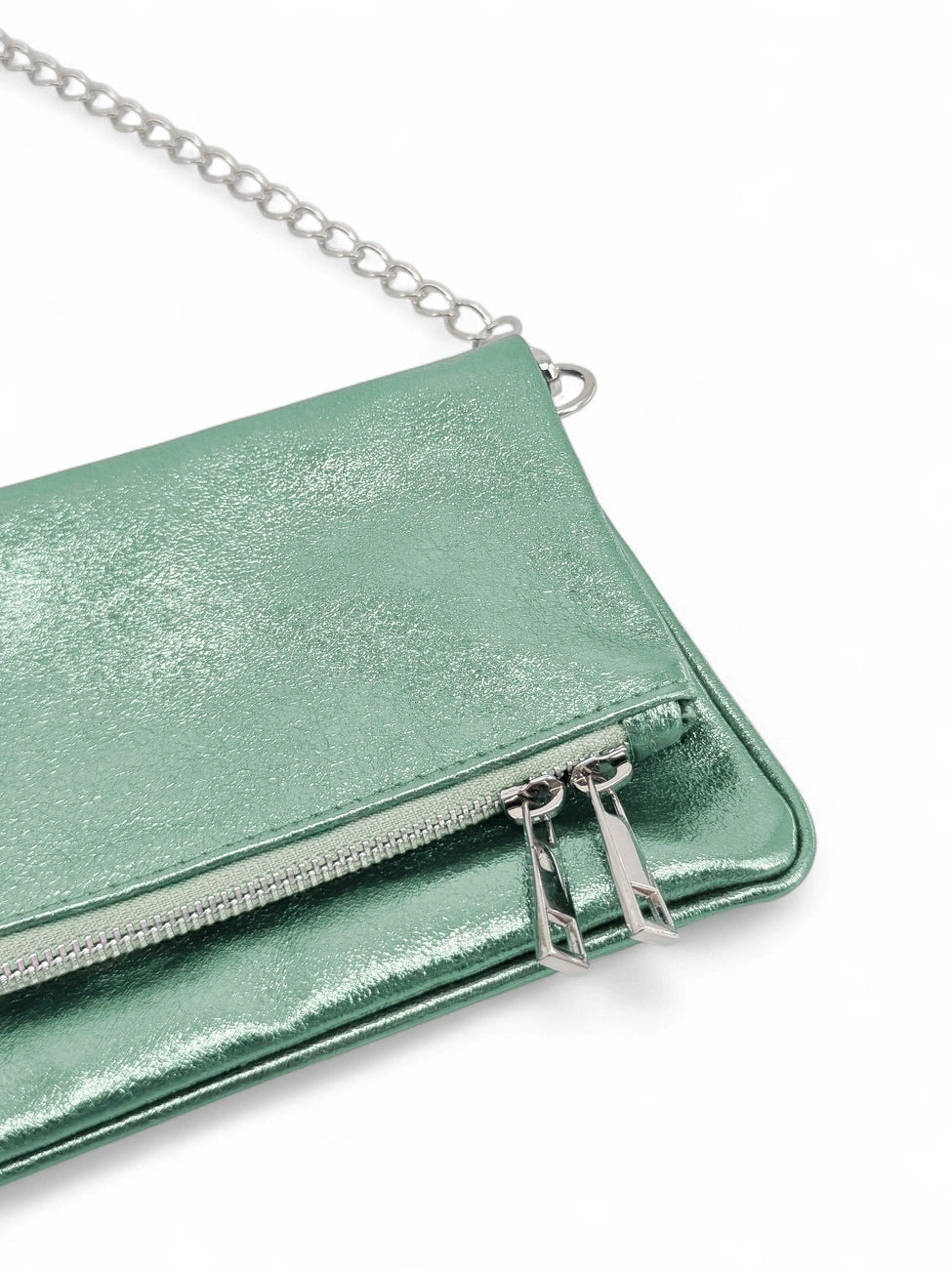 Clutch aus schillerndem Leder ROXANE Frostminze