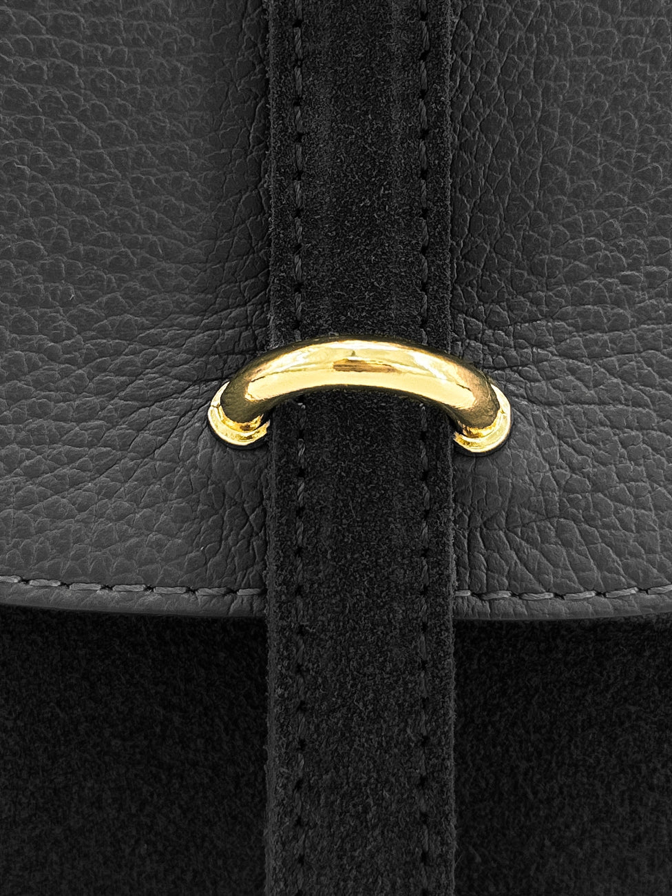 Bolso bowling de piel granulada y ante EDITO Negro