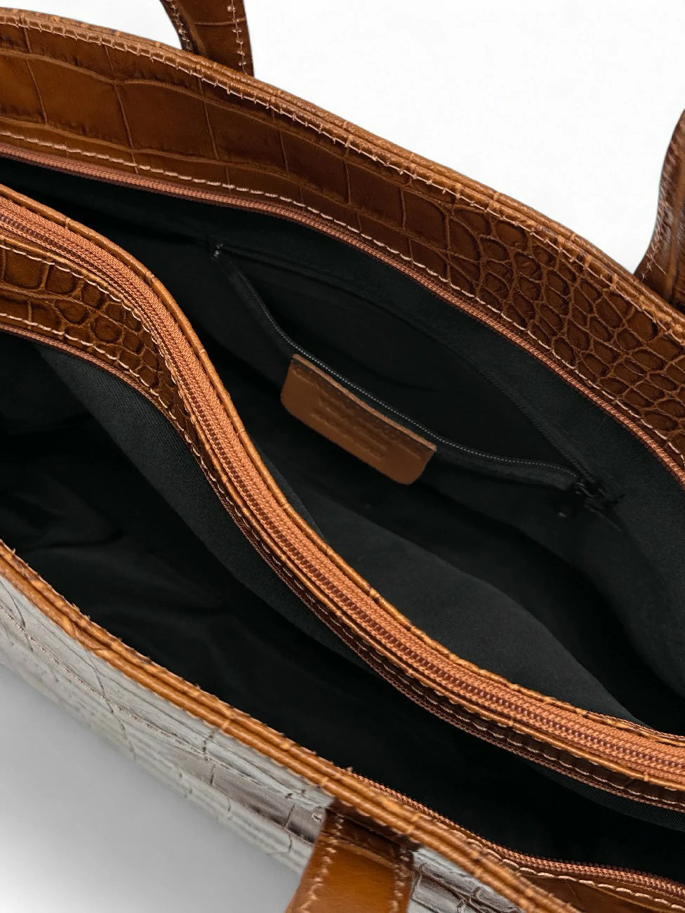 Bolso shopper de piel charol efecto cocodrilo BE LADY Camel oscuro