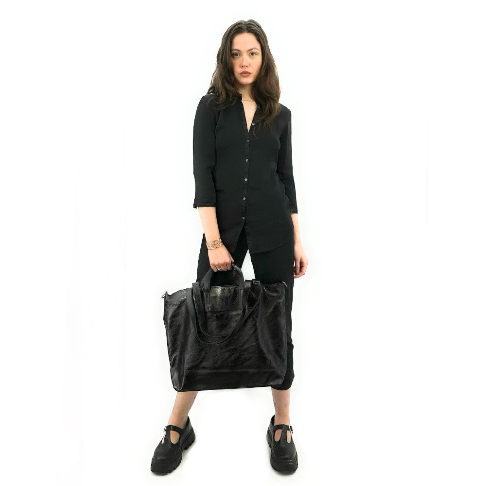 Grand sac cabas en cuir irisé ANDROMEDE Noir irisé