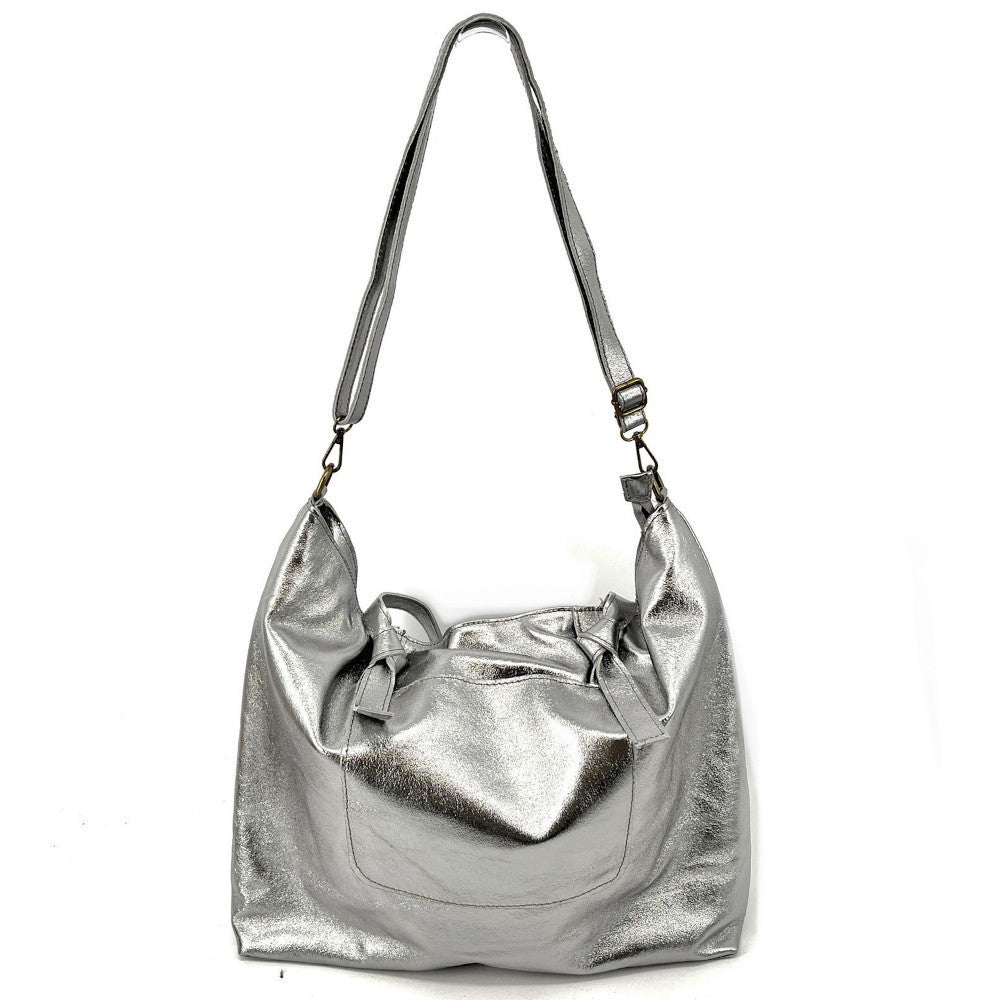 Grand sac cabas en cuir irisé CASSIOPEE Argent moyen