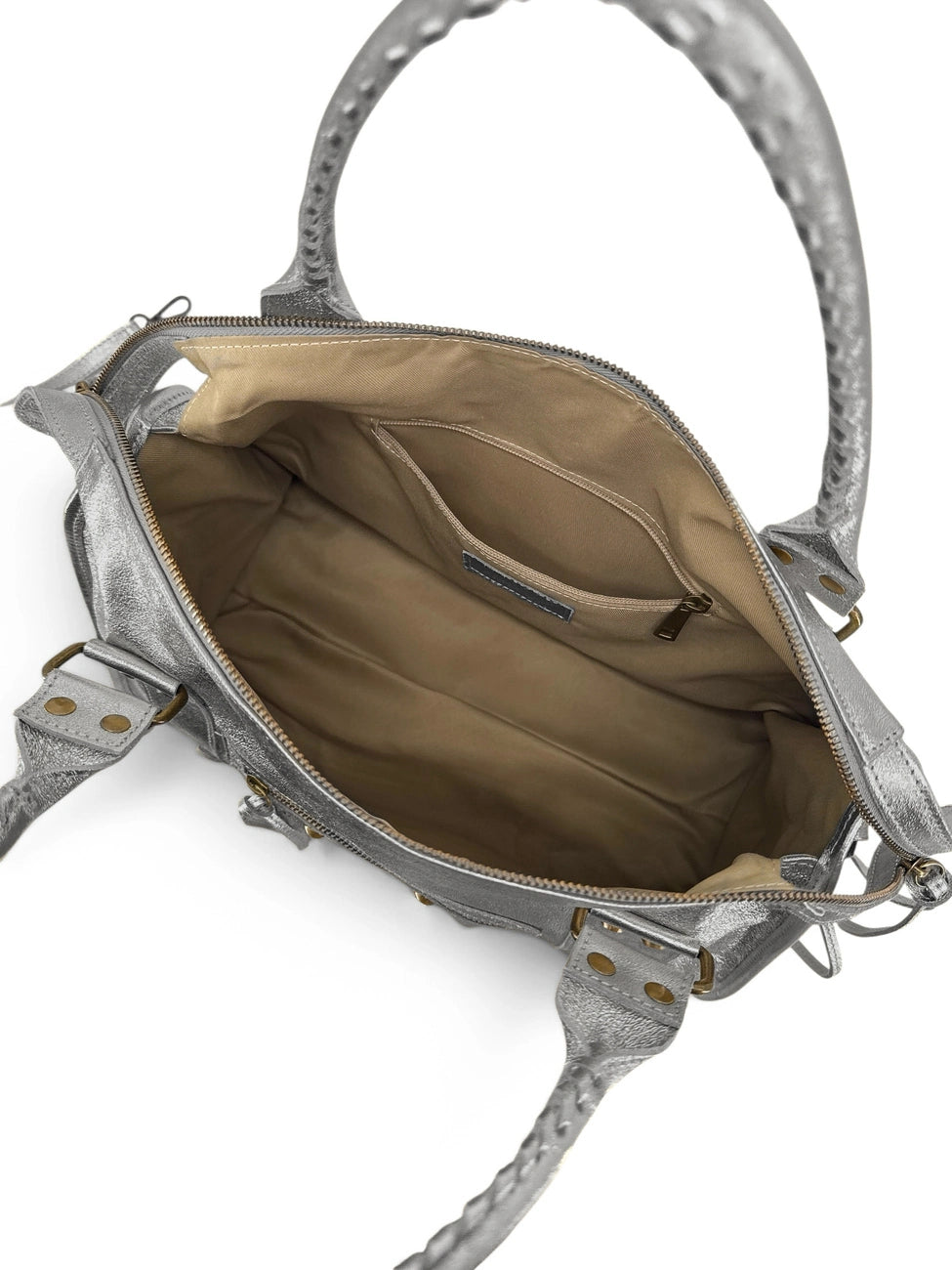 Handtasche aus schillerndem Leder SANDSTORM Mittelsilber