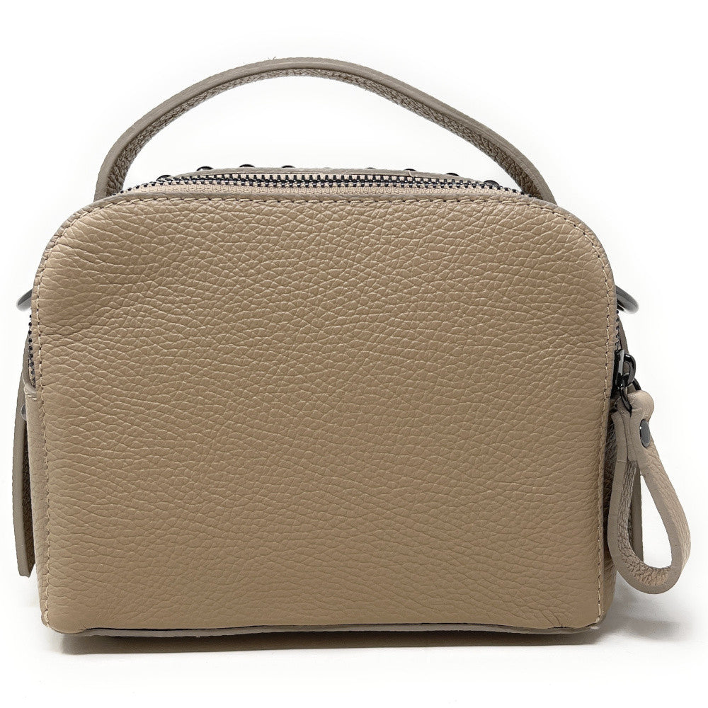 Mini sac à main en cuir grainé clouté AMY Taupe