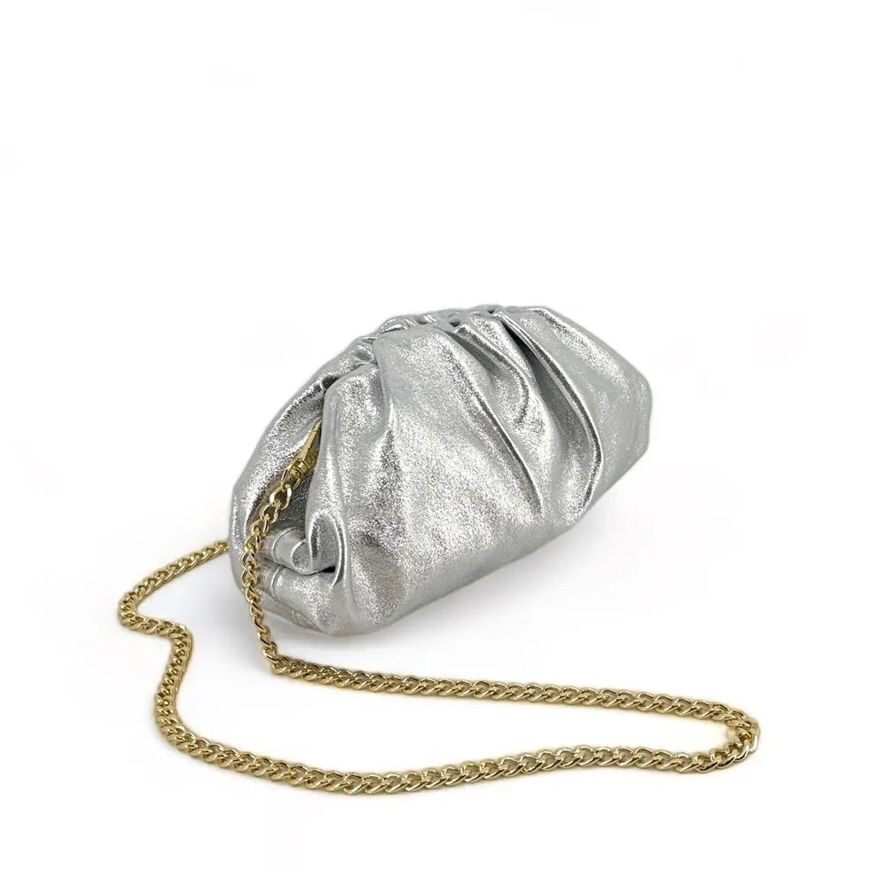 Mini-sac à main pouch en cuir irisé RIO Argent clair