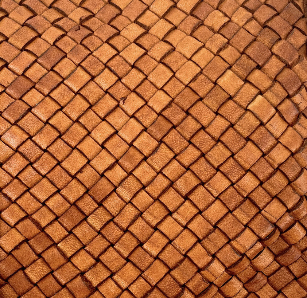 Sac besace à bandoulière en cuir tressé SHANNA Camel foncé