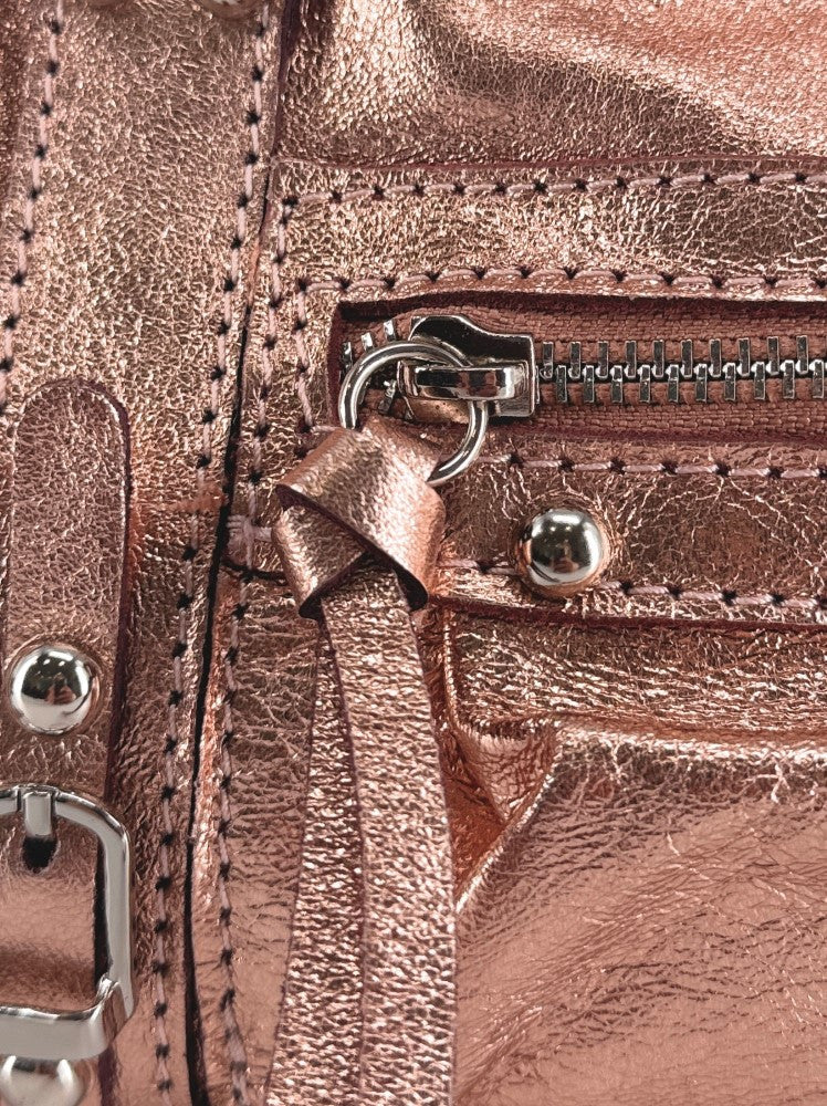 Mini-sac bowling en cuir irisé SANDSTORM NANO Rose gold
