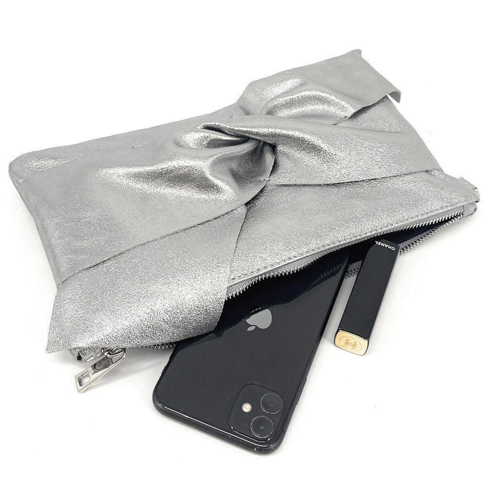 Sac pochette en cuir irisé SHERAZADE Argent moyen