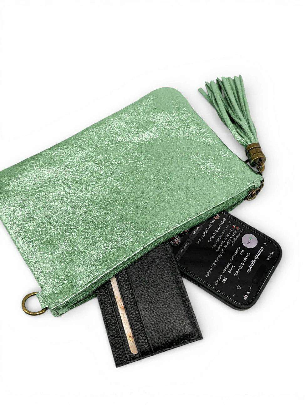 Clutch aus schillerndem Leder MORGANE Frostminze