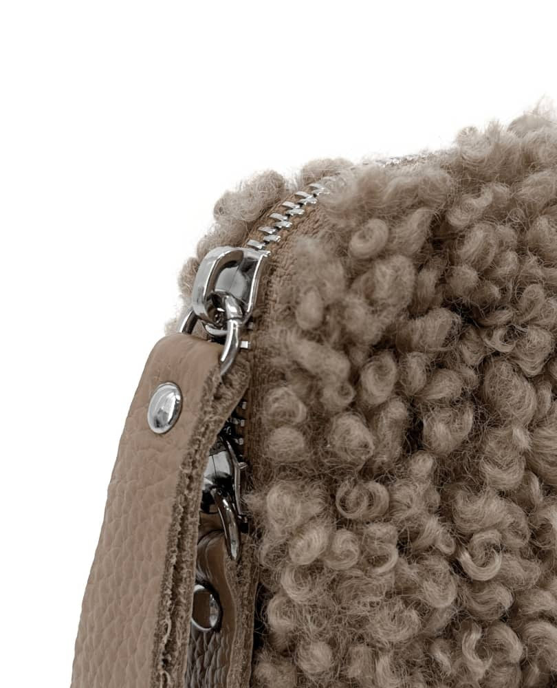 Pochette téléphone en peluche TEDDY Taupe foncé