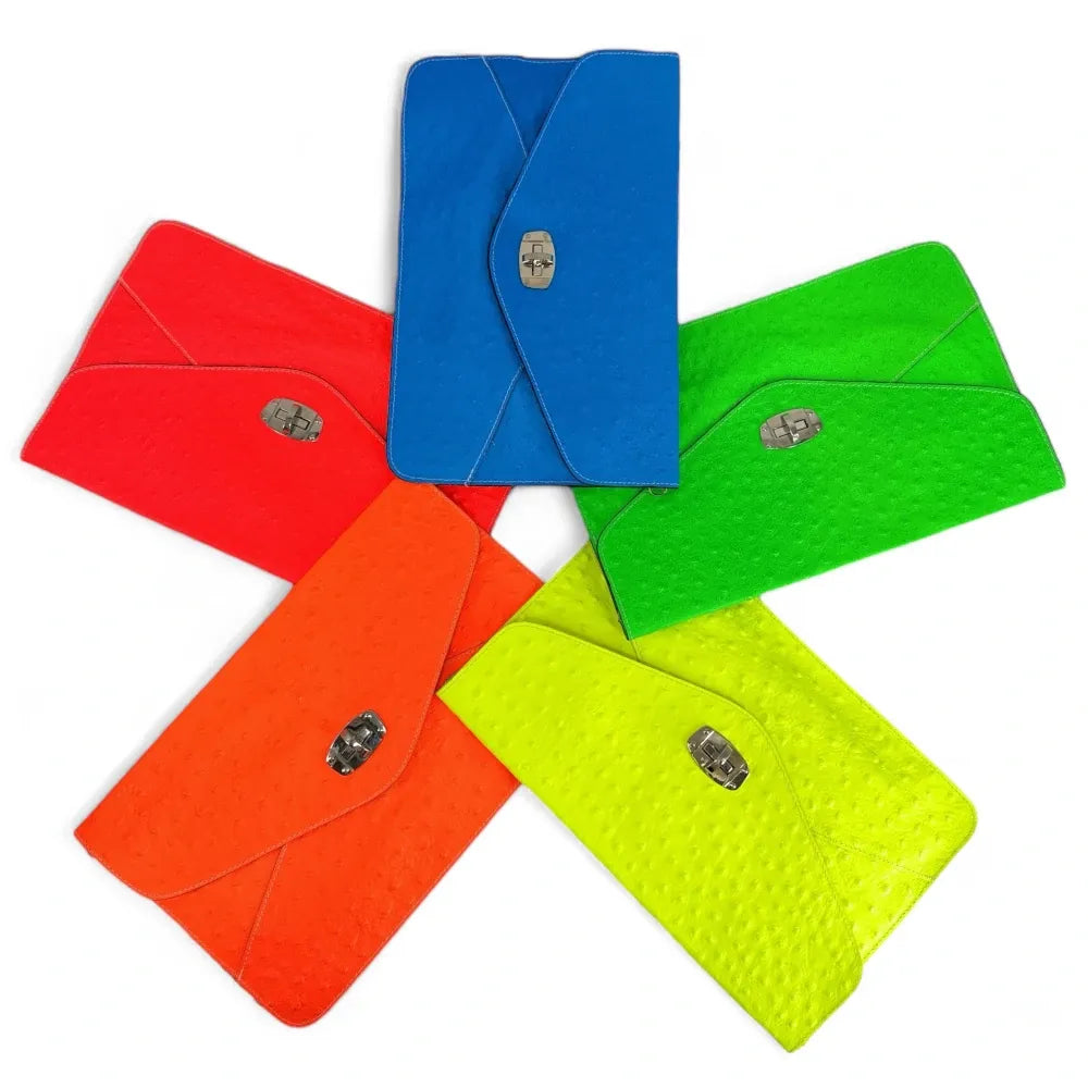 Pochette XL en cuir néon façon autruche IBIZA ROCKS Bleu fluo