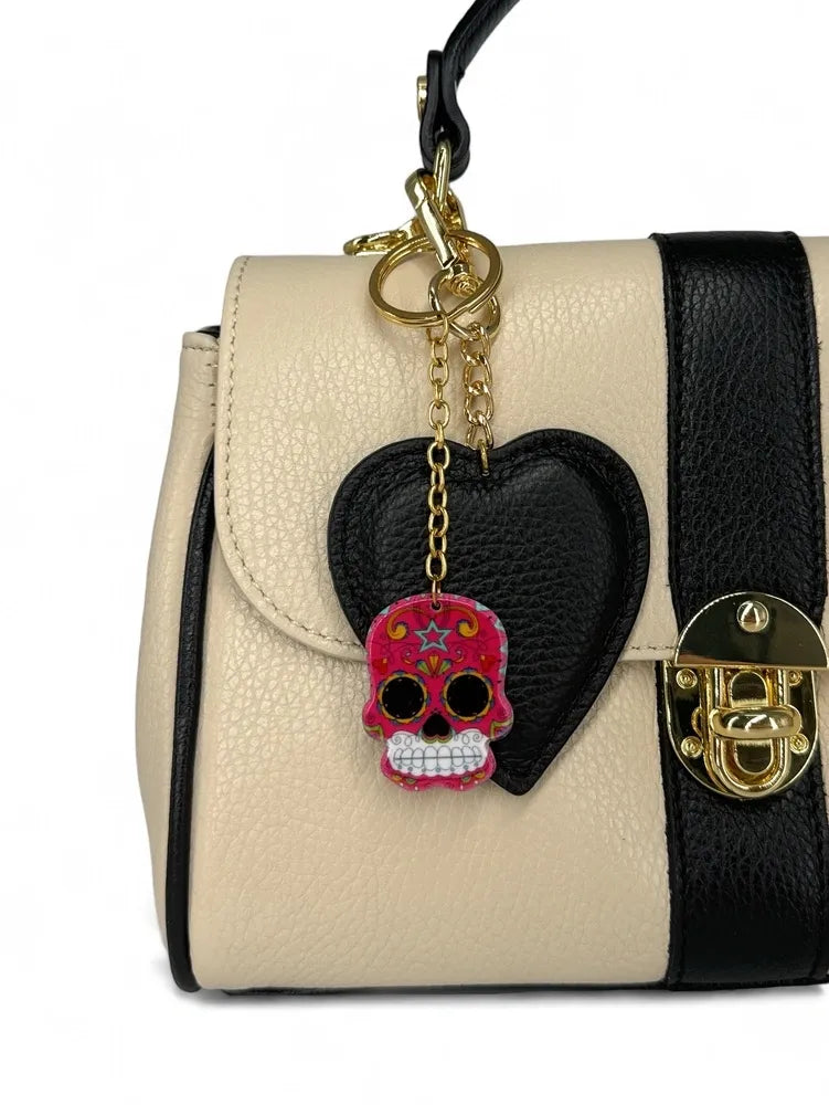 Porte-clés en métal doré et résine CALAVERA finitions métalliques Dorée