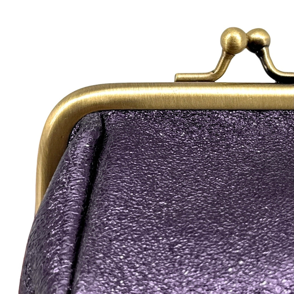 Geldbörsen-Clutch aus schillerndem Leder REINETTE Amethyst
