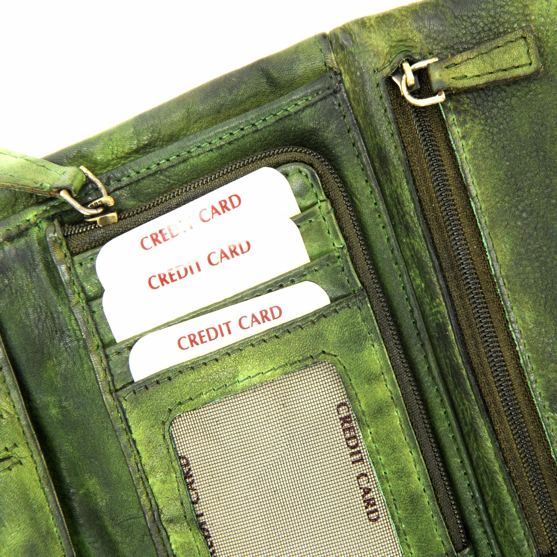 Portefeuille porte-monnaie en cuir tressé ATACAMA Vert intense