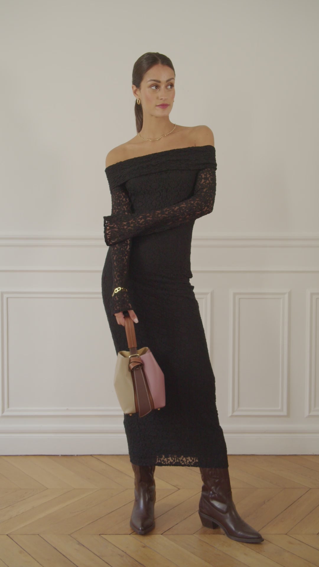 Charger la vidéo : Sac seau et pochette en cuir grainé ONLY BIRDIE Multicolore 6