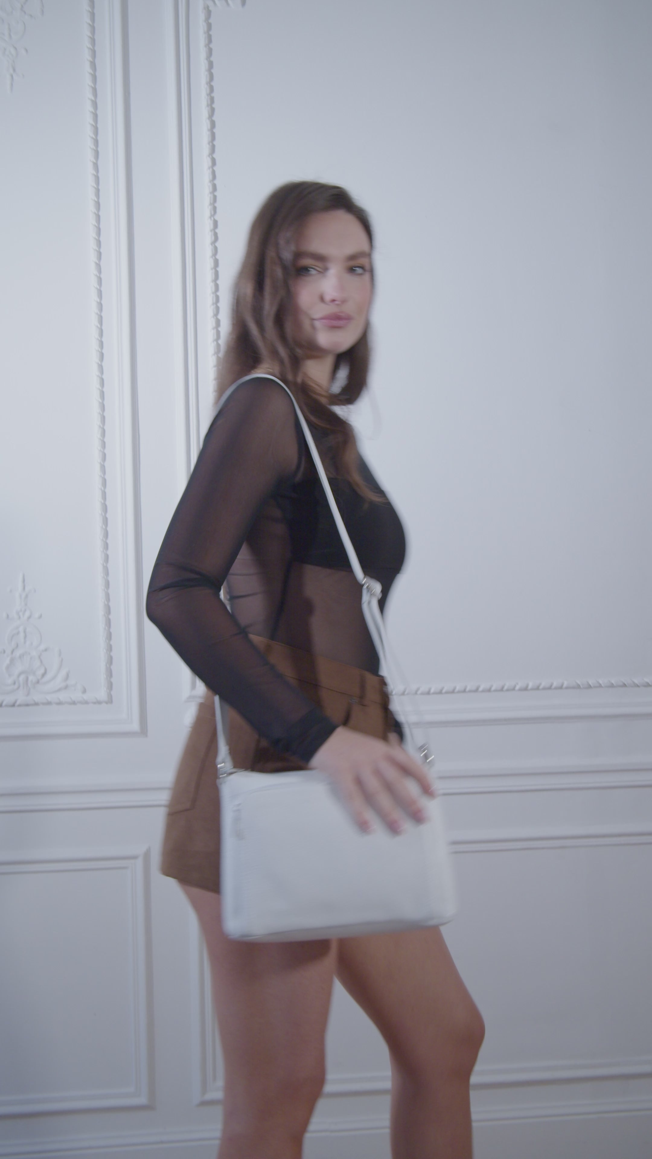 Cargar el video : Bolso de cuero grano MANHATTAN Blanco