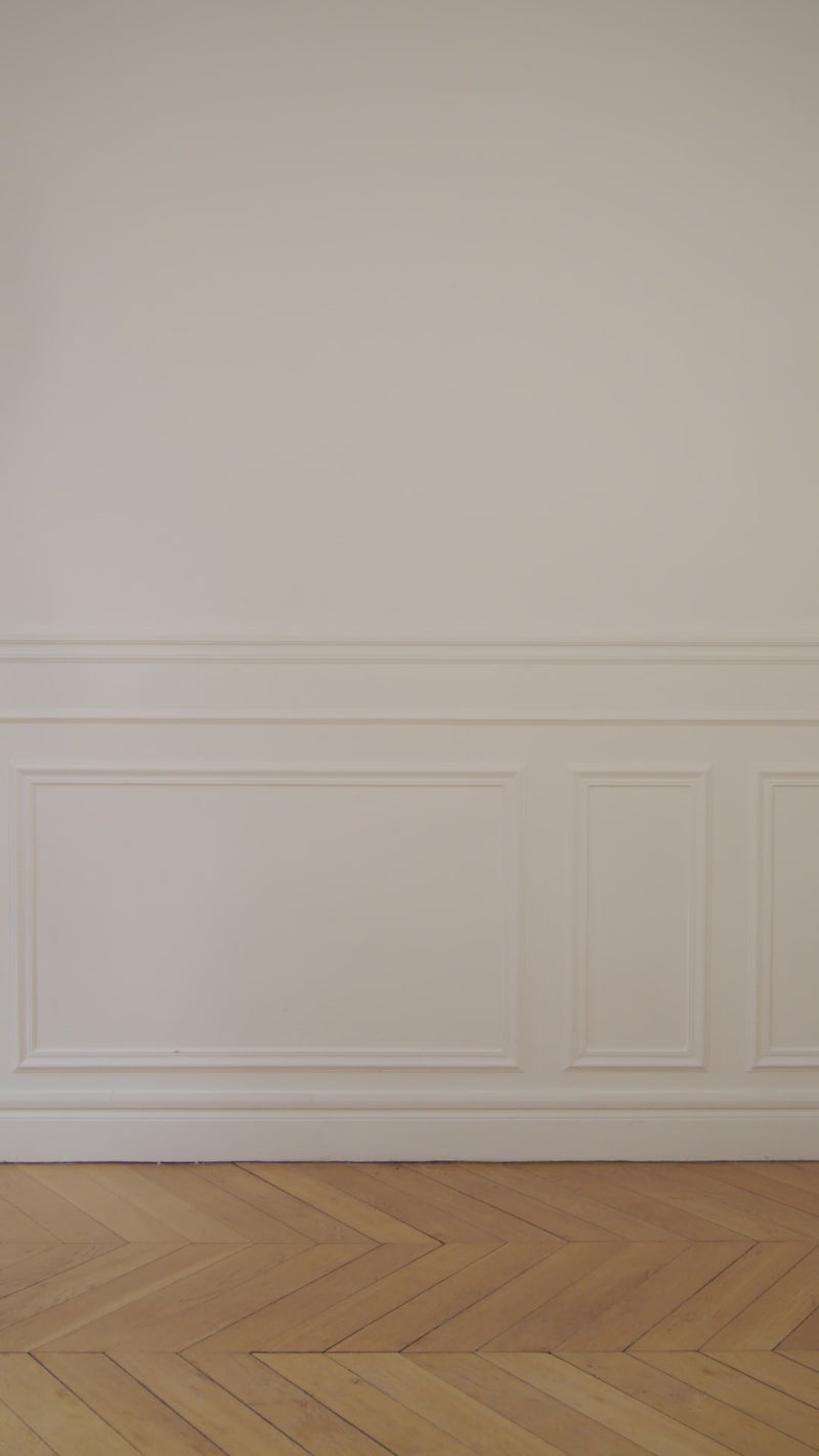 Women’s Little Italy nubuck bag