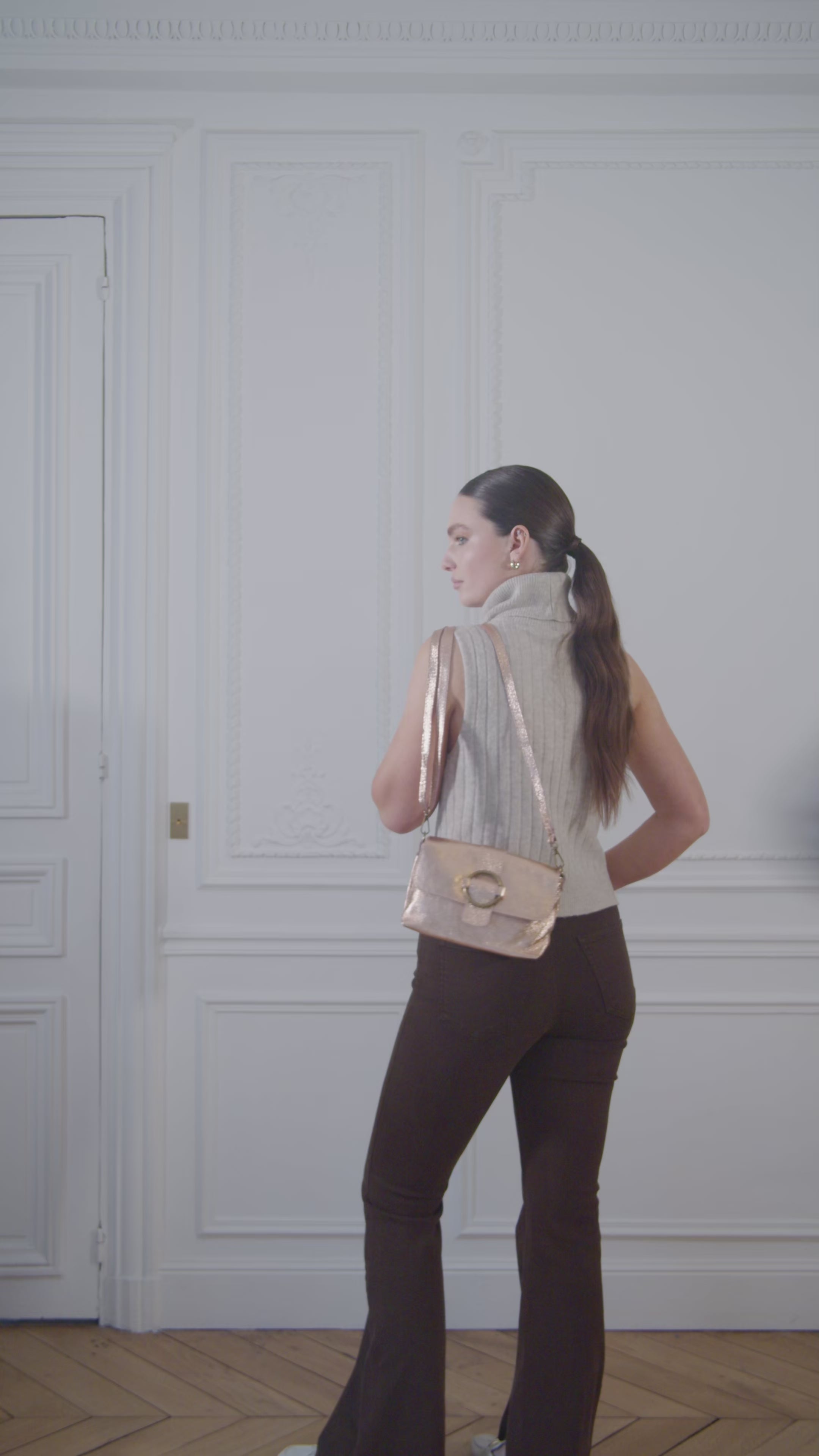 Load the video:Mini leather bag irise VERONE Rose gold