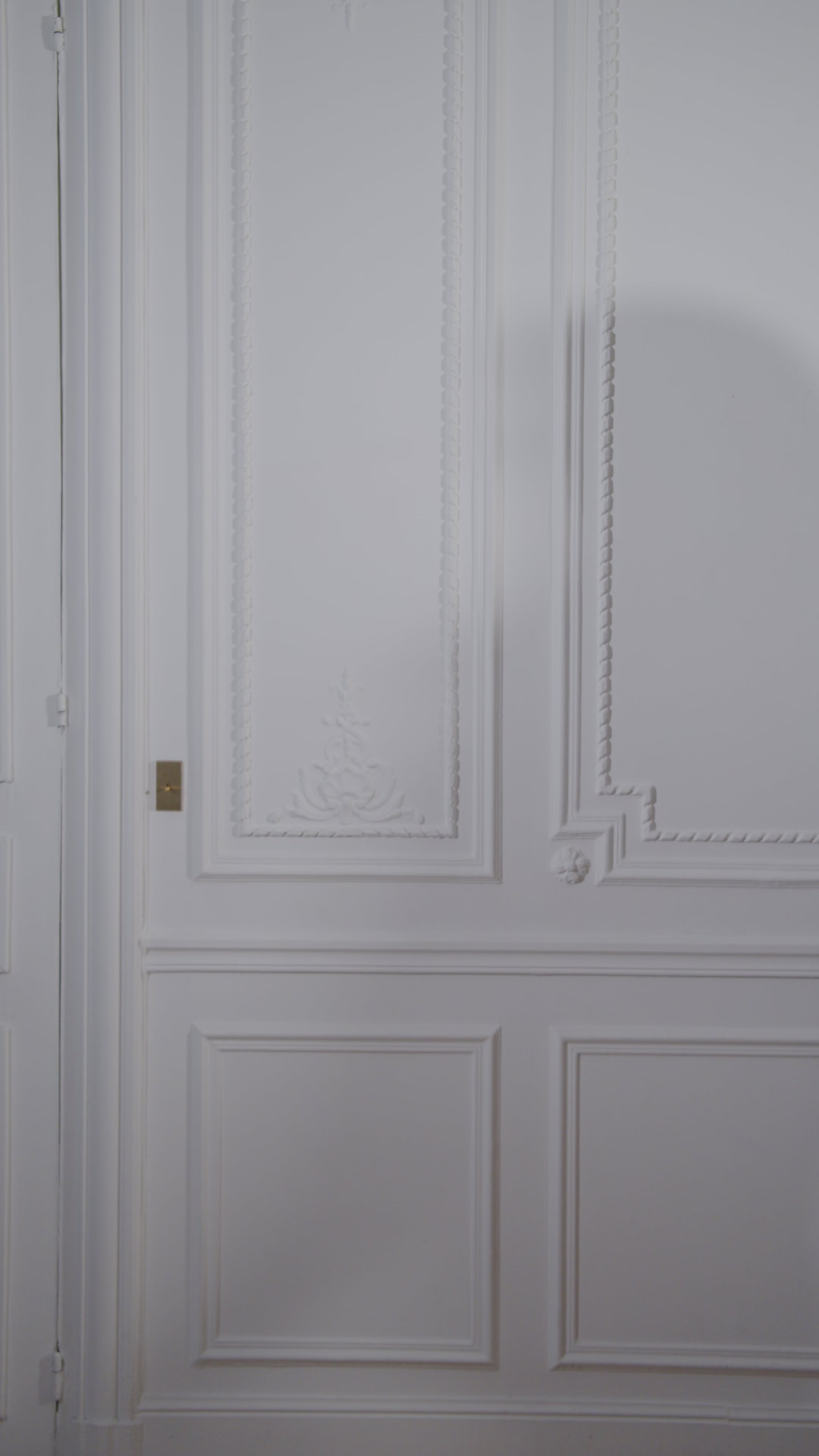 Load the video:Bag main in velours ribbed VELVET STORM Cream beige