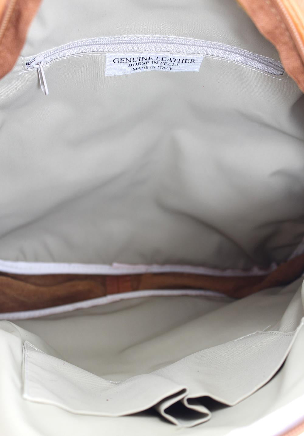 Sac à dos unisexe en cuir italien lisse BRINDISI Camel foncé
