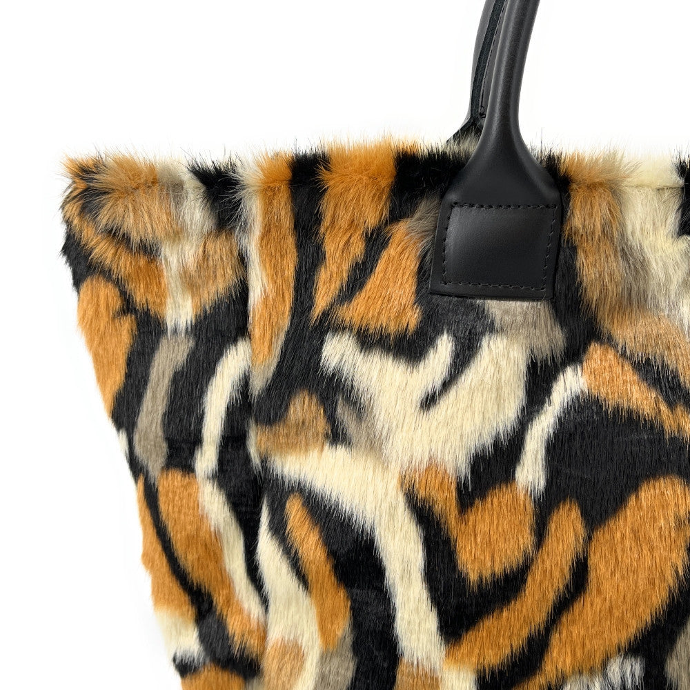 Sac cabas shopping XL en fausse fourrure et cuir TABBY Camel