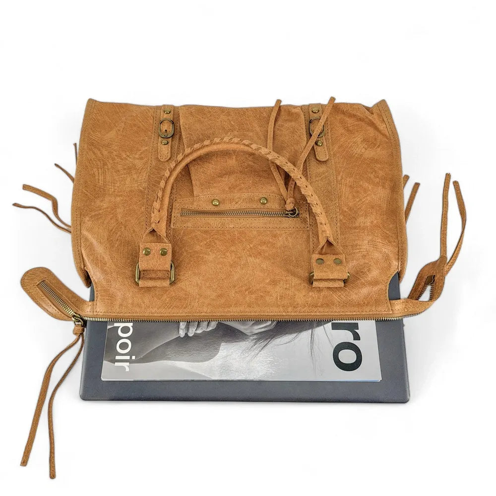 Sac à main en cuir brossé SANDSTORM Camel clair