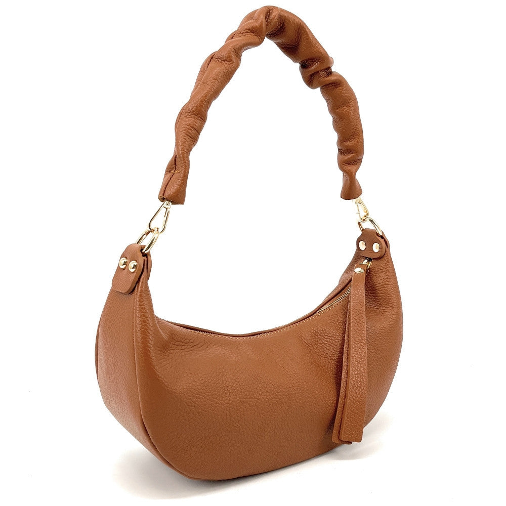 Sac demi-lune porté épaule en cuir grainé AURORA Camel foncé