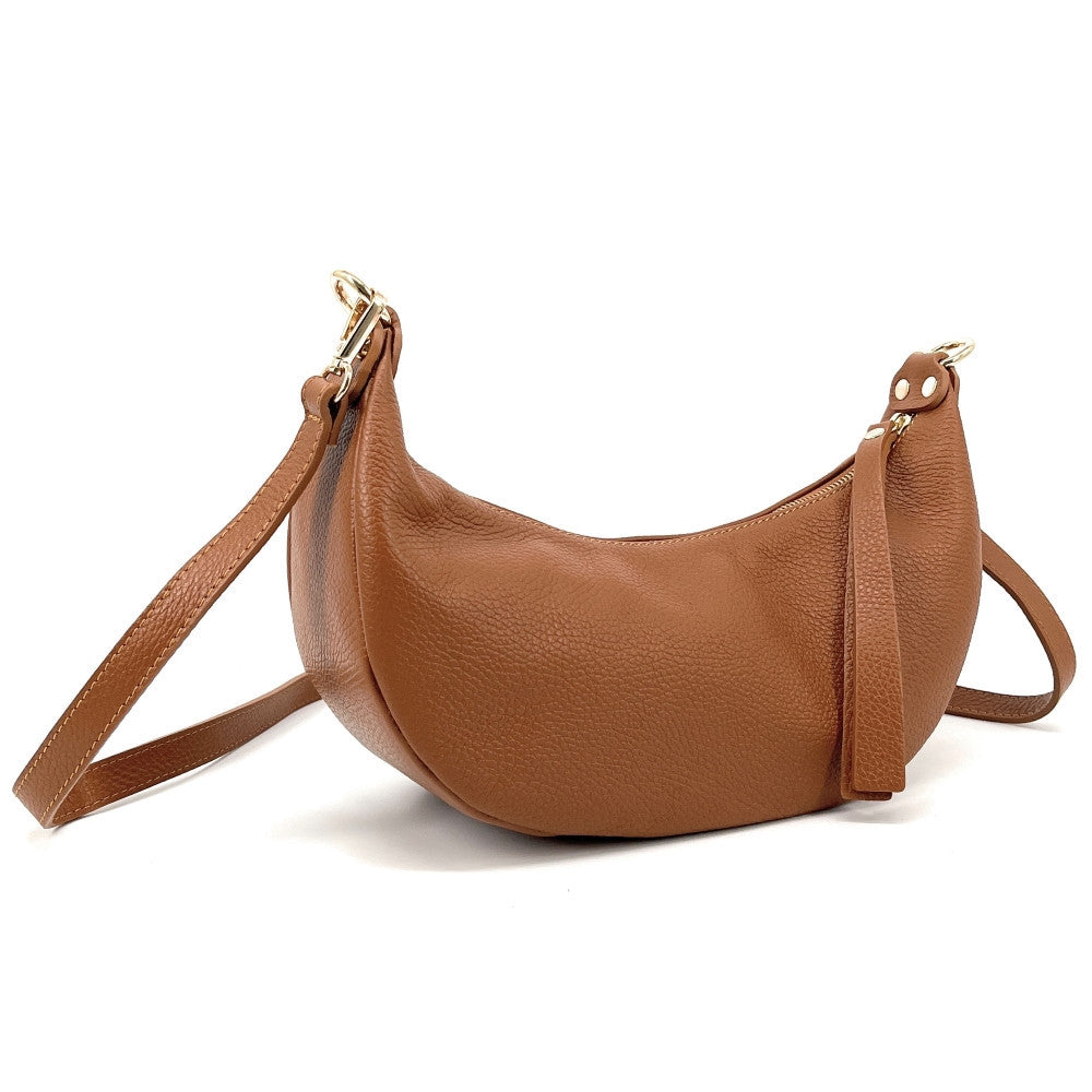 Sac demi-lune porté épaule en cuir grainé AURORA Camel foncé