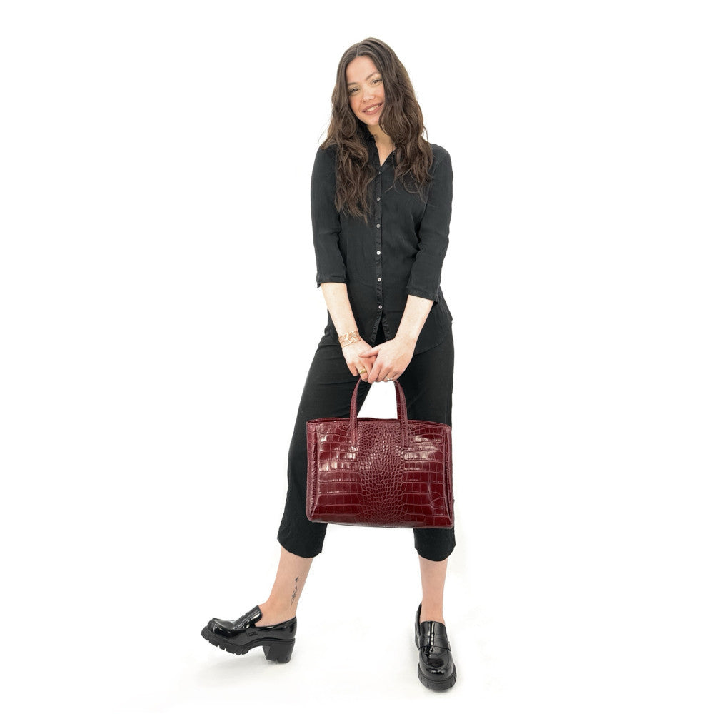 Sac cabas en cuir verni façon croco BE LADY Rouge foncé