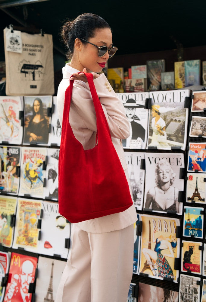 Sac à main de forme HOBO en croûte de cuir EVA Rouge garance