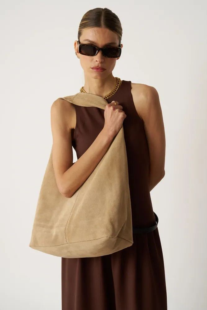 Sac à main de forme HOBO en croûte de cuir EVA Taupe clair
