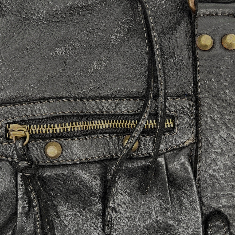 Sac à main porté épaule en cuir vintage STORM ROCK Back to black