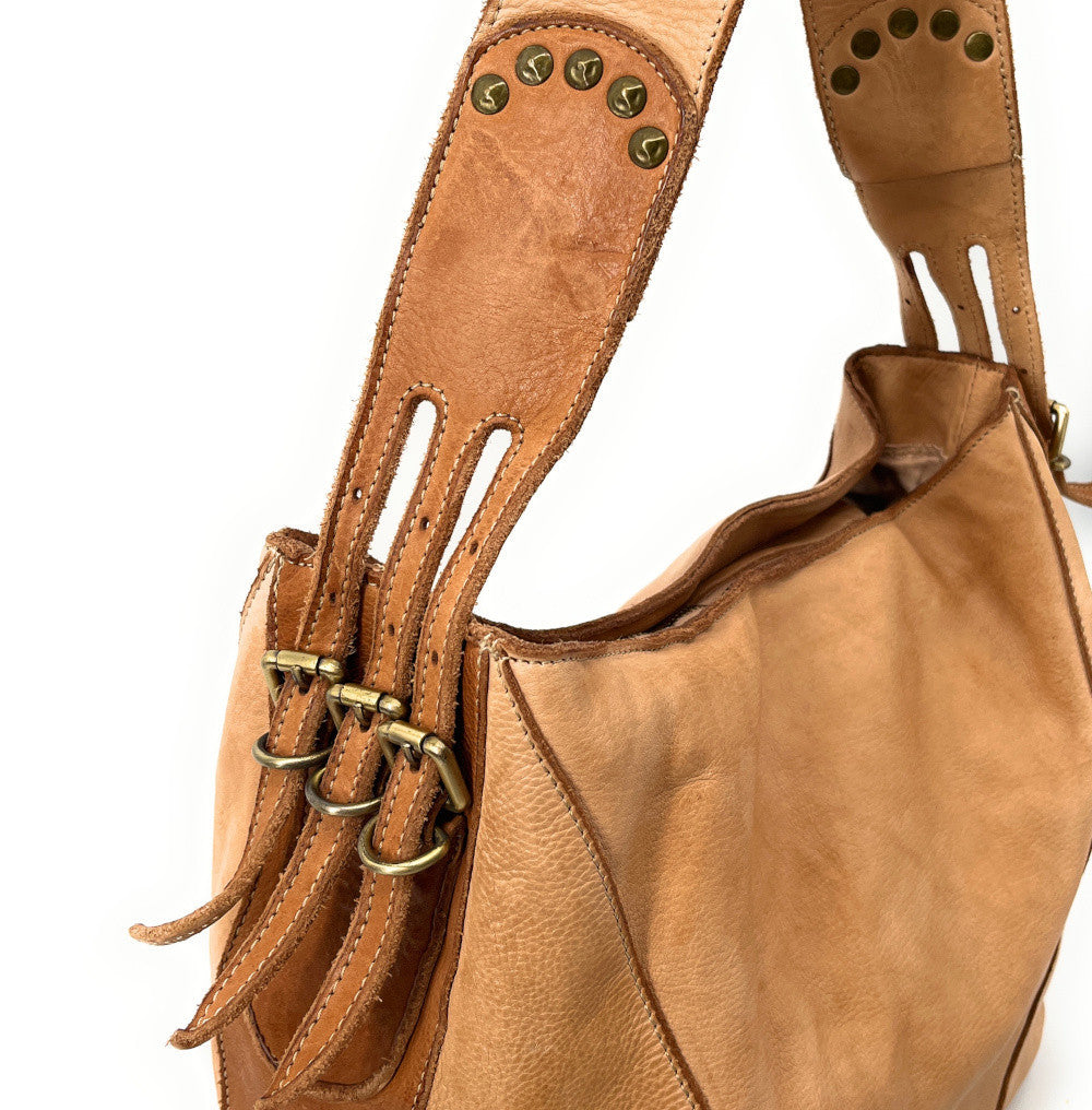 Sac à main hobo en cuir souple vintage tannage végétal RHEA Naturel