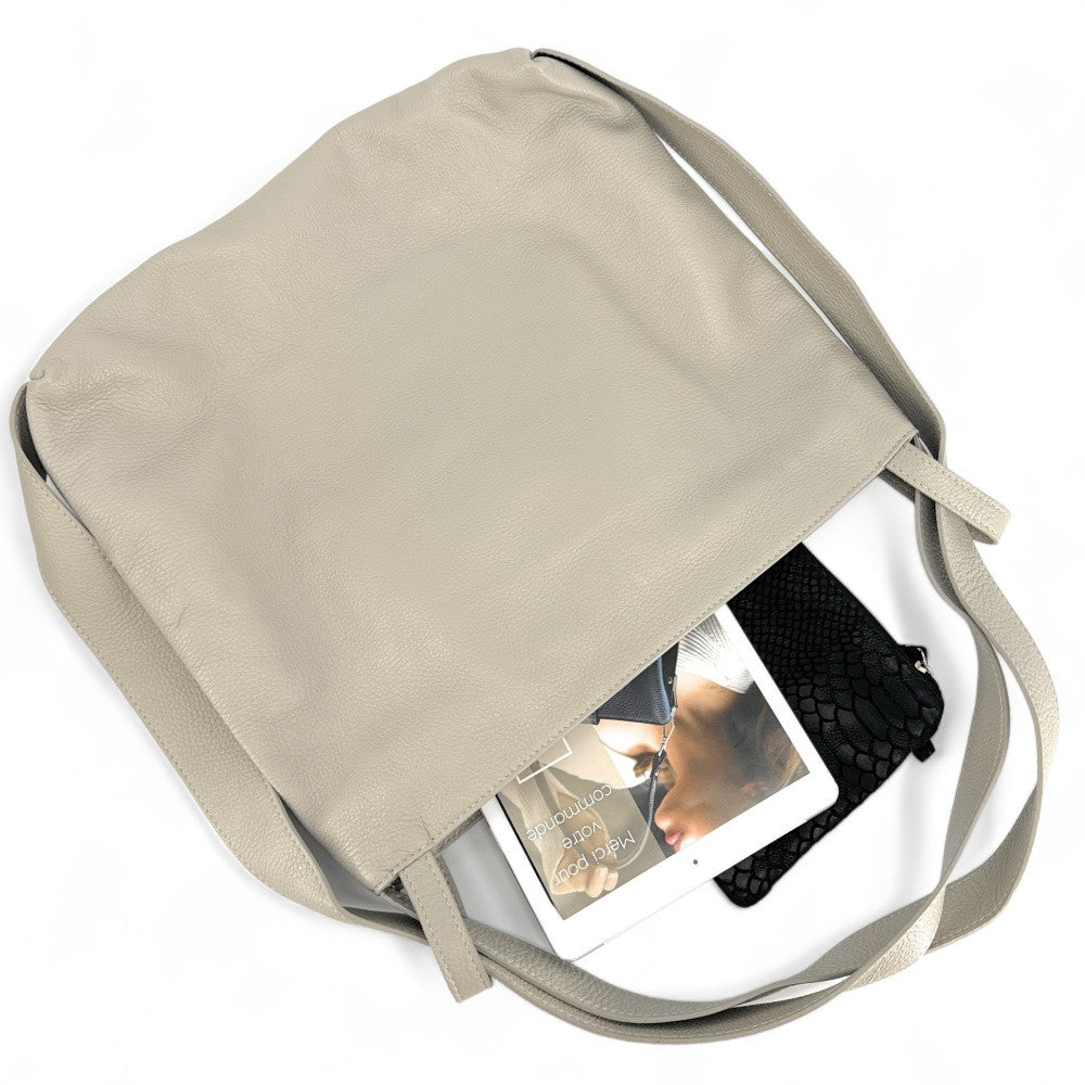 Sac à main sac à dos en cuir grainé SOHO Gris clair