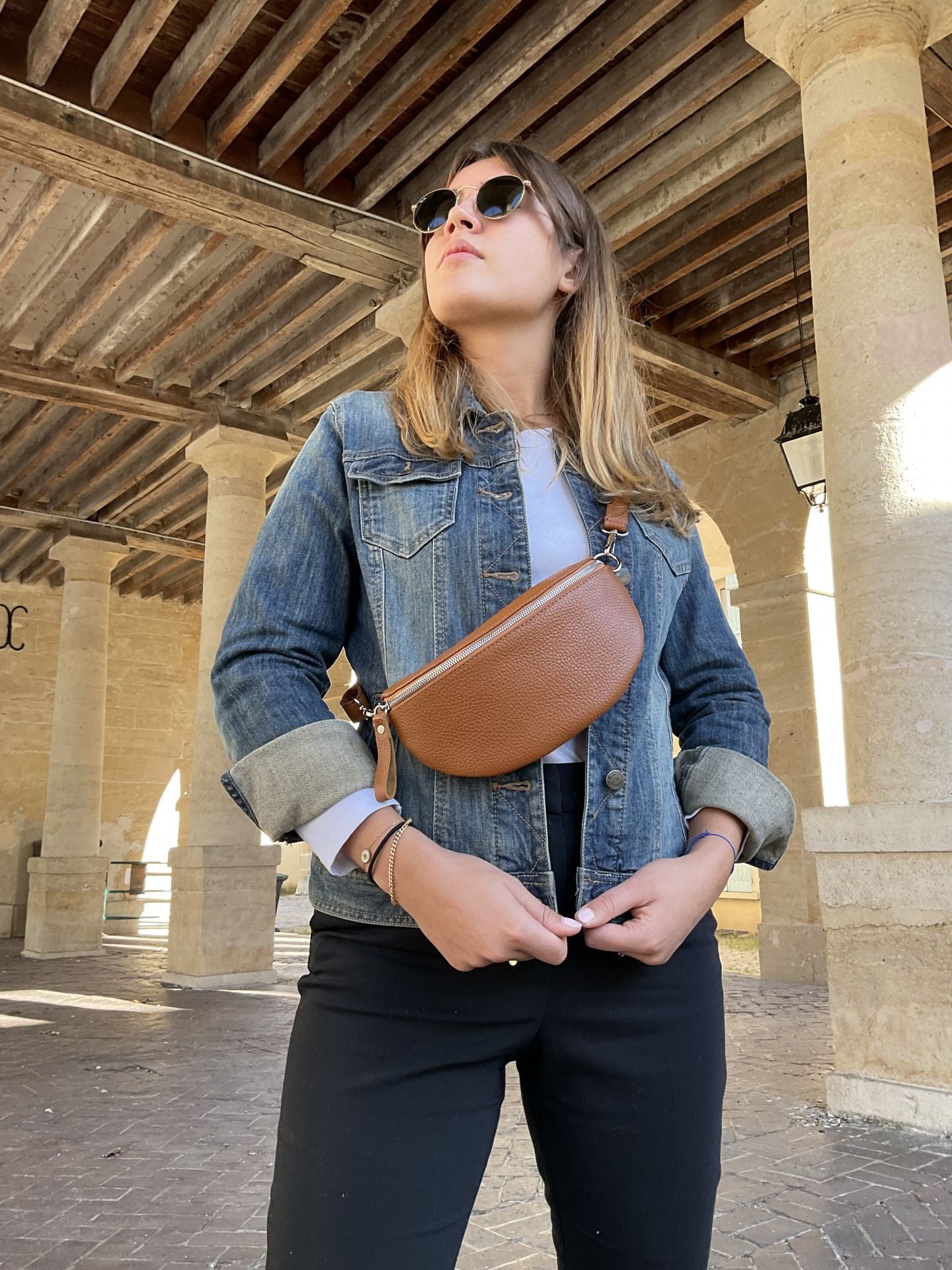 Sac banane en cuir grainé LOU Camel