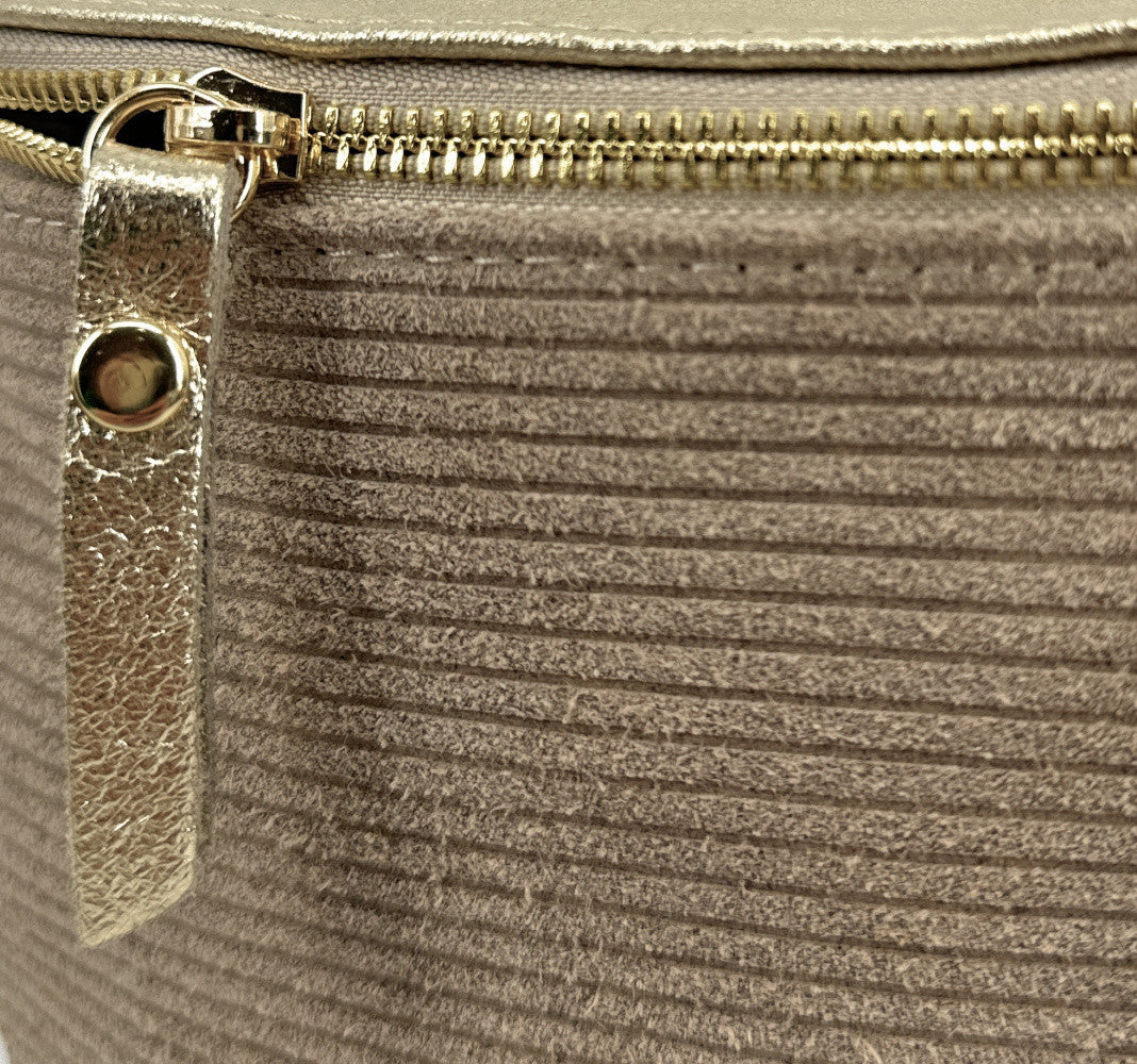 Sac banane en cuir irisé et croûte de cuir LOUNA VELOURS Taupe clair