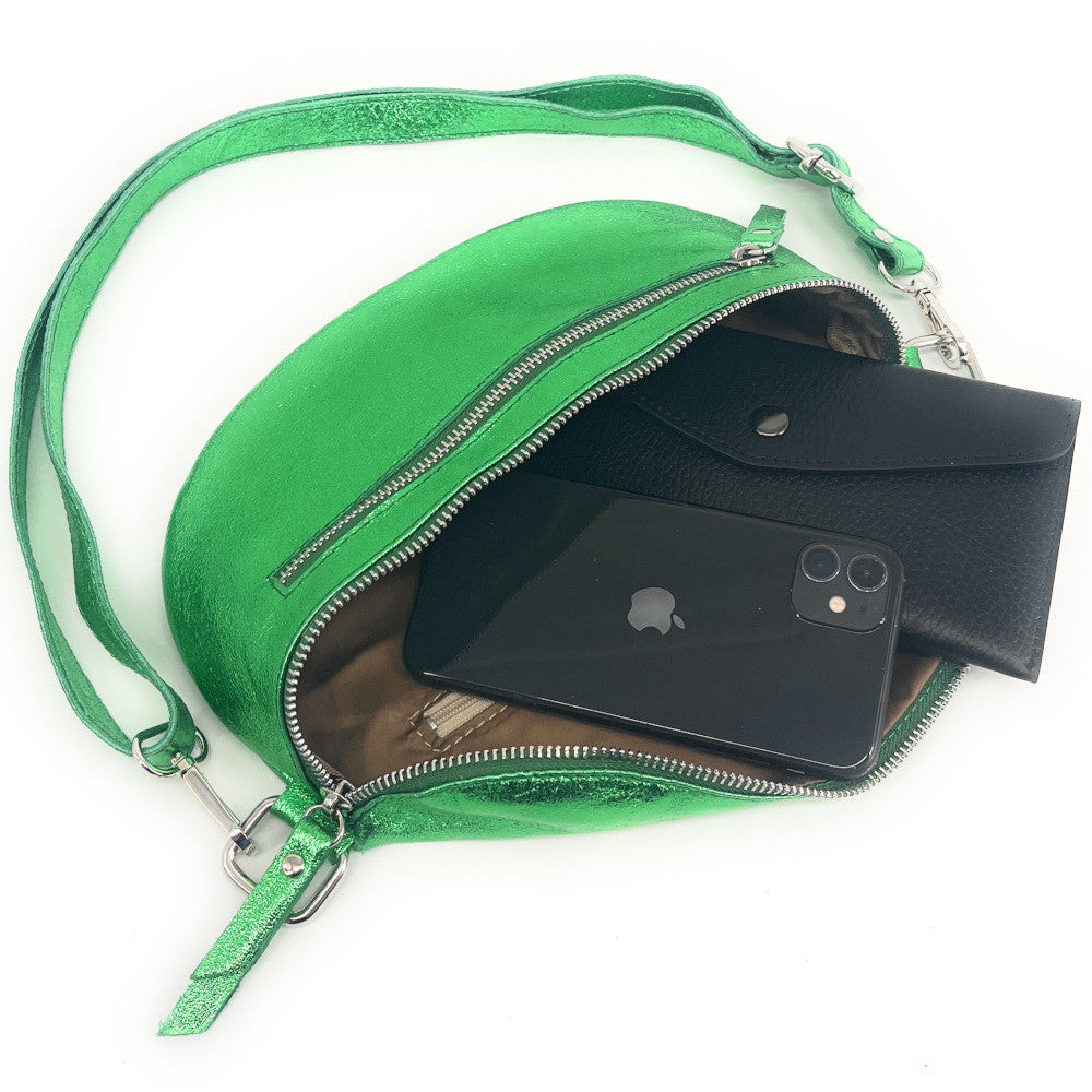 Sac banane en cuir irisé LOU-ANN Vert anglais irisé