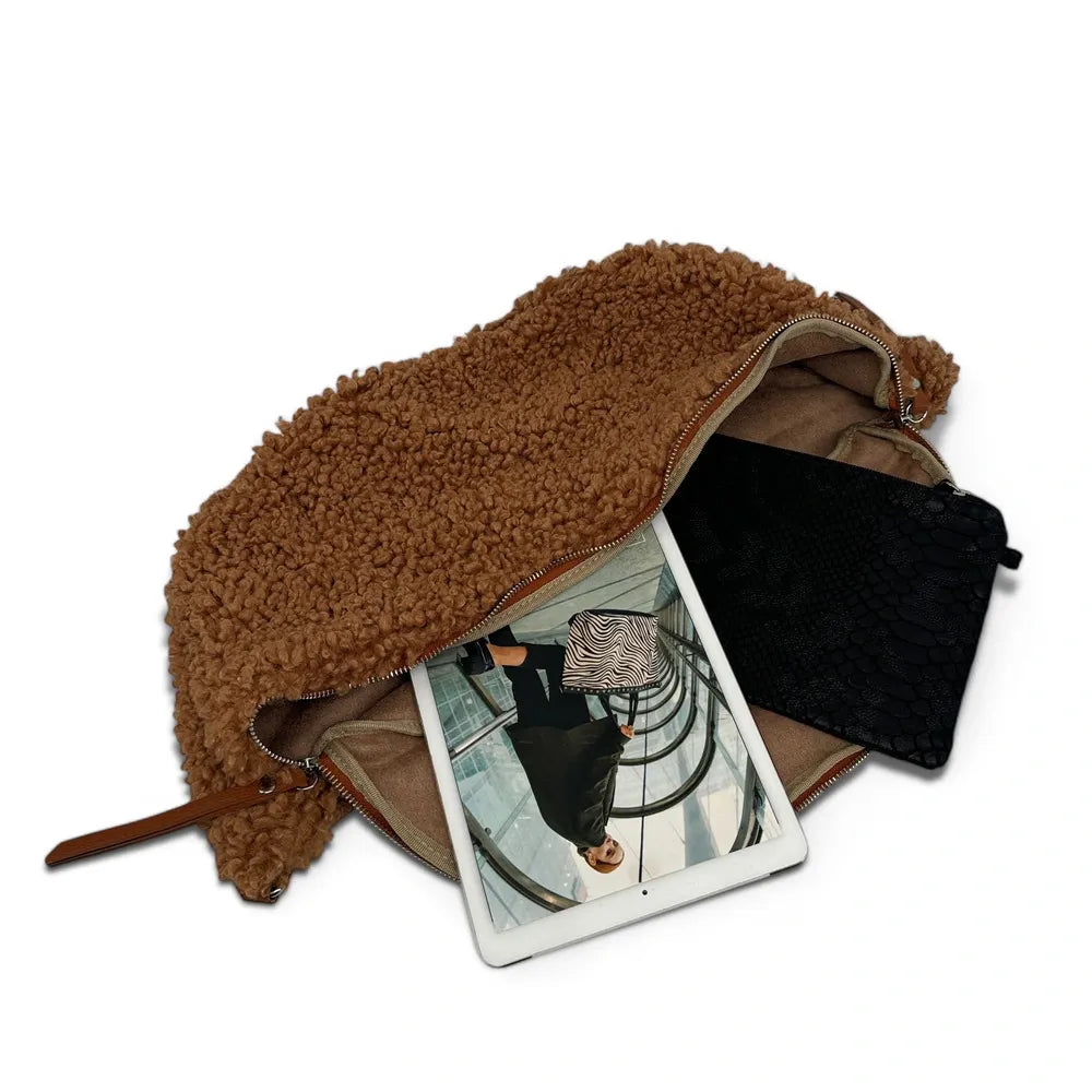 Sac banane géant en cuir et peluche LOU PILOU XXL Camel