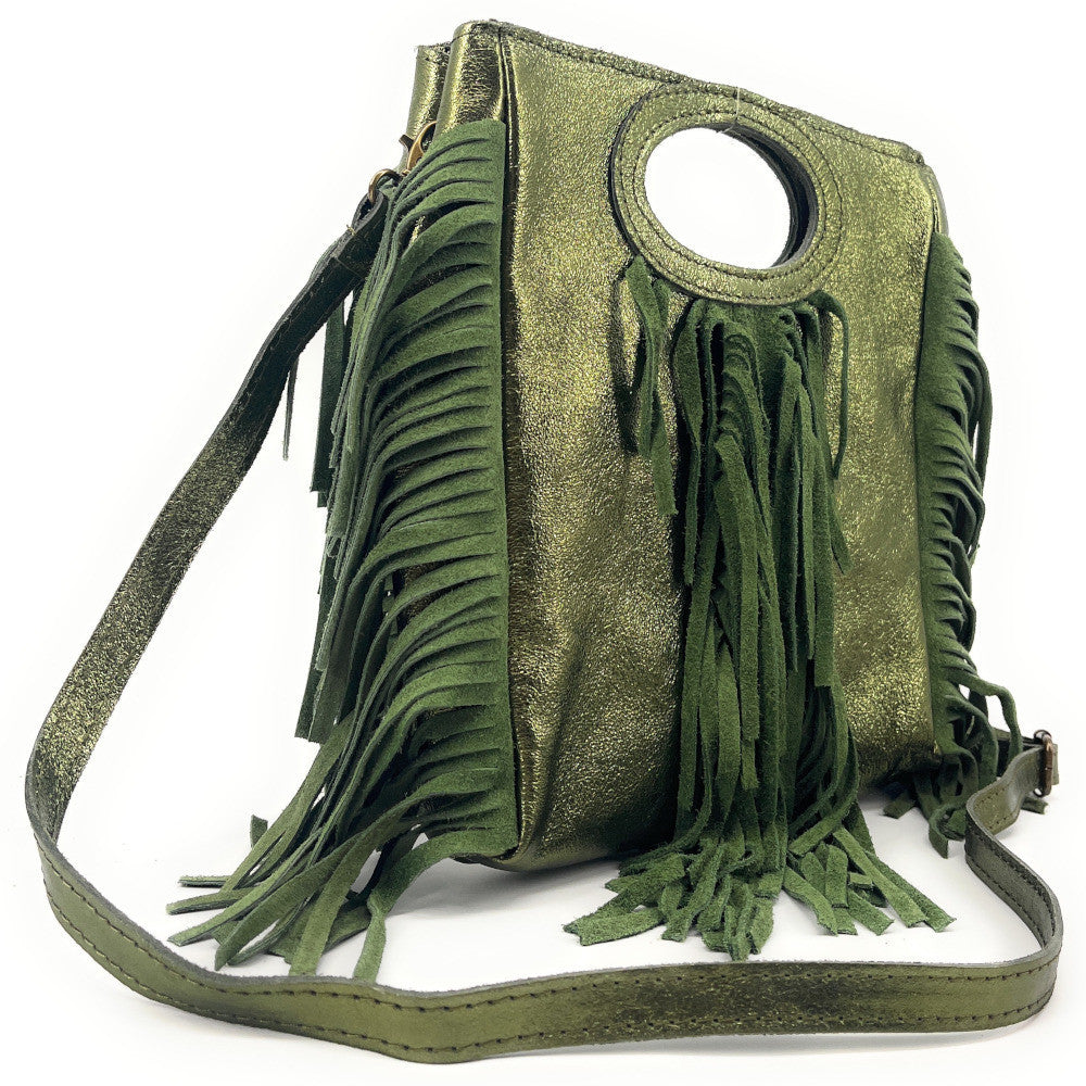 Sac à main bandoulière à franges en cuir irisé et croûte de cuir ENOLA Kaki irisé