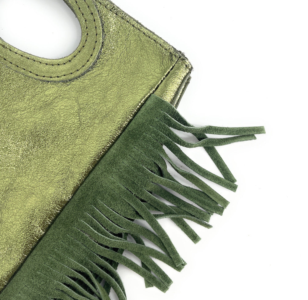 Sac à main bandoulière à franges en cuir irisé et croûte de cuir ENOLA Kaki irisé