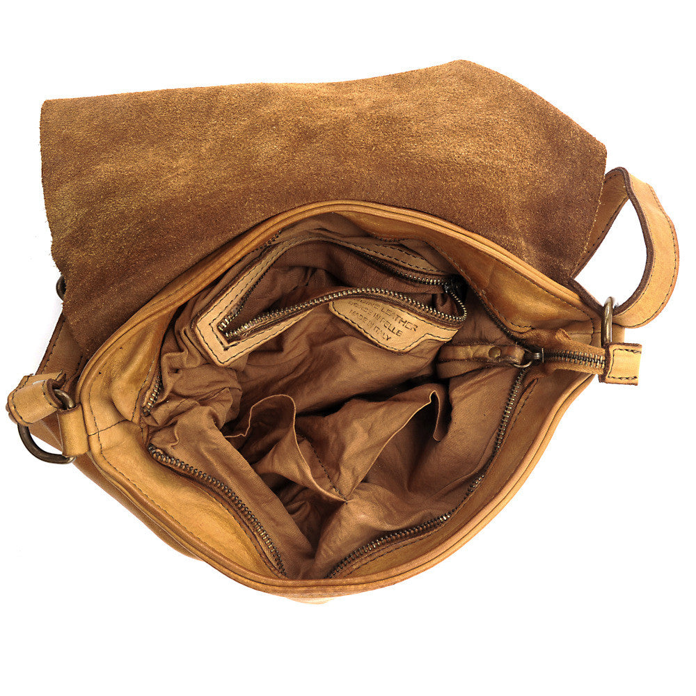 Sac besace à bandoulière en cuir vintage MISS COQUETTE Cognac