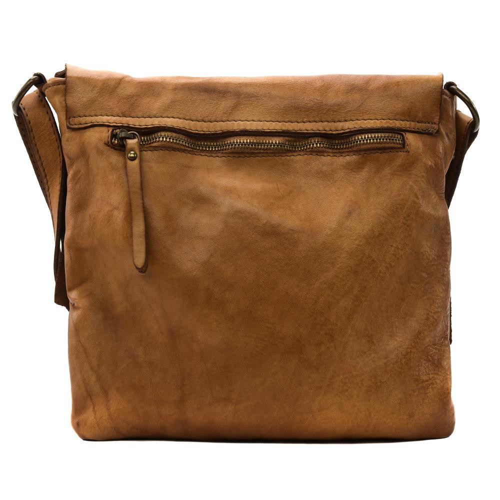 Sac besace à bandoulière en cuir vintage MISS COQUETTE Cognac
