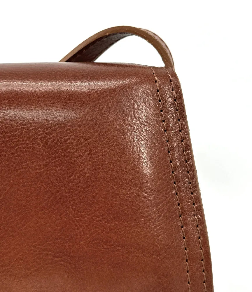 Sac bandoulière en cuir lisse SPENCER Cognac