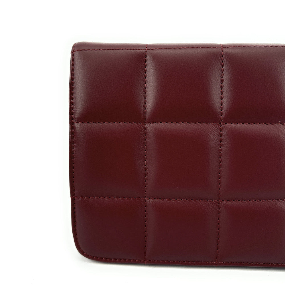 Sac french stick en cuir lisse matelassé TIME SQUARE Bordeaux