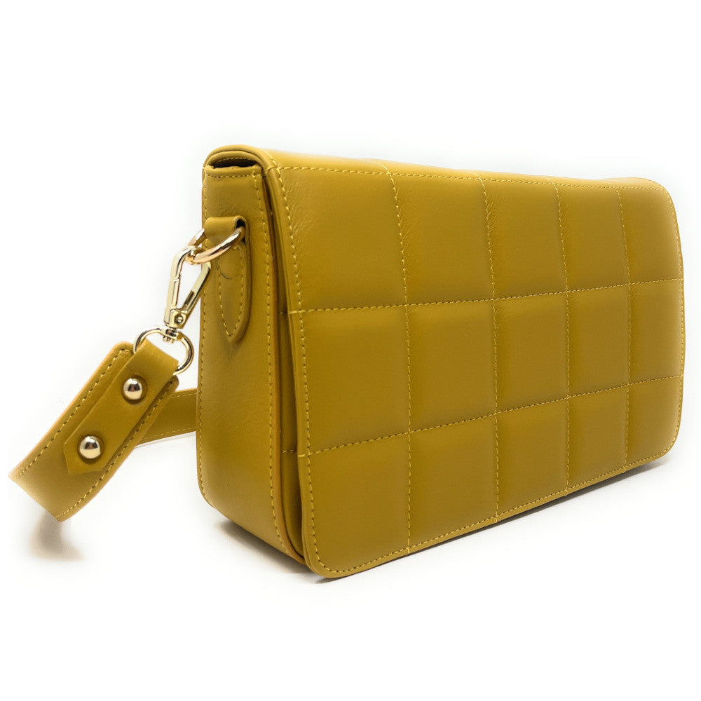 Sac french stick en cuir lisse matelassé TIME SQUARE Jaune Moutarde